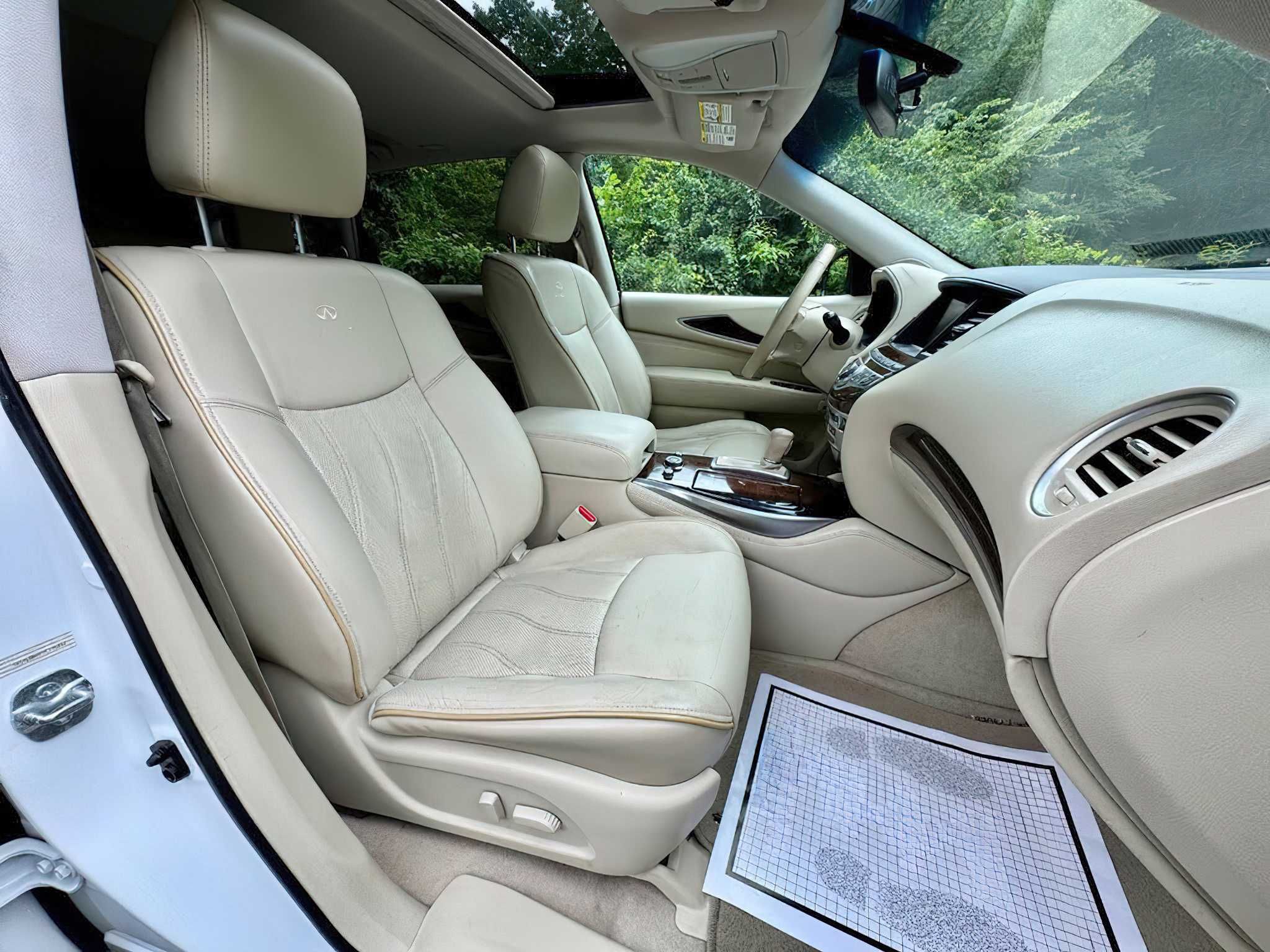 Infiniti Jx35      2013