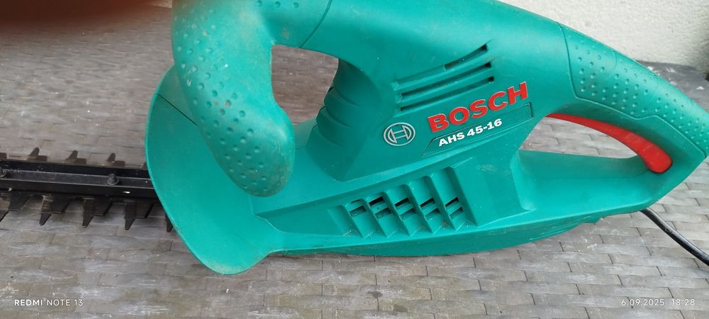 Nożyce do żywopłotu Bosch AHS45-16