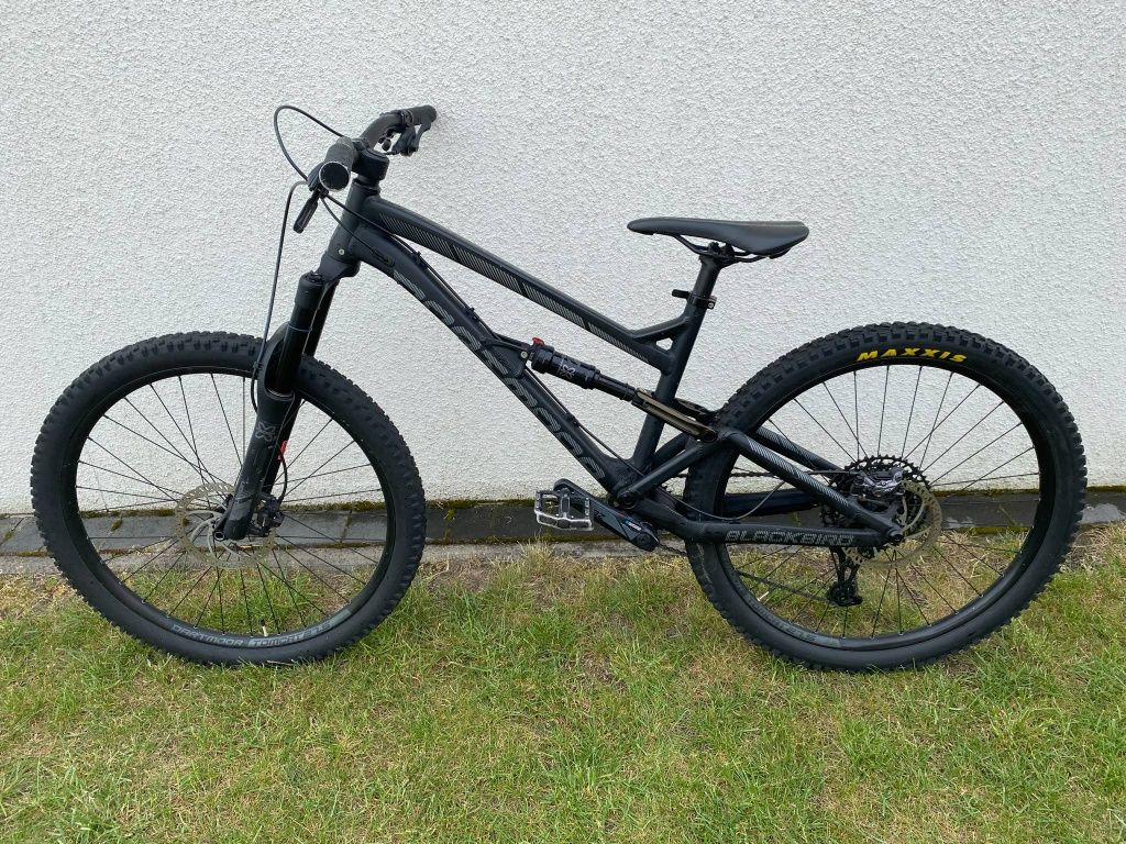 Rower Dartmoor Blackbird Intro 27.5 – 2020r Rozmiar M