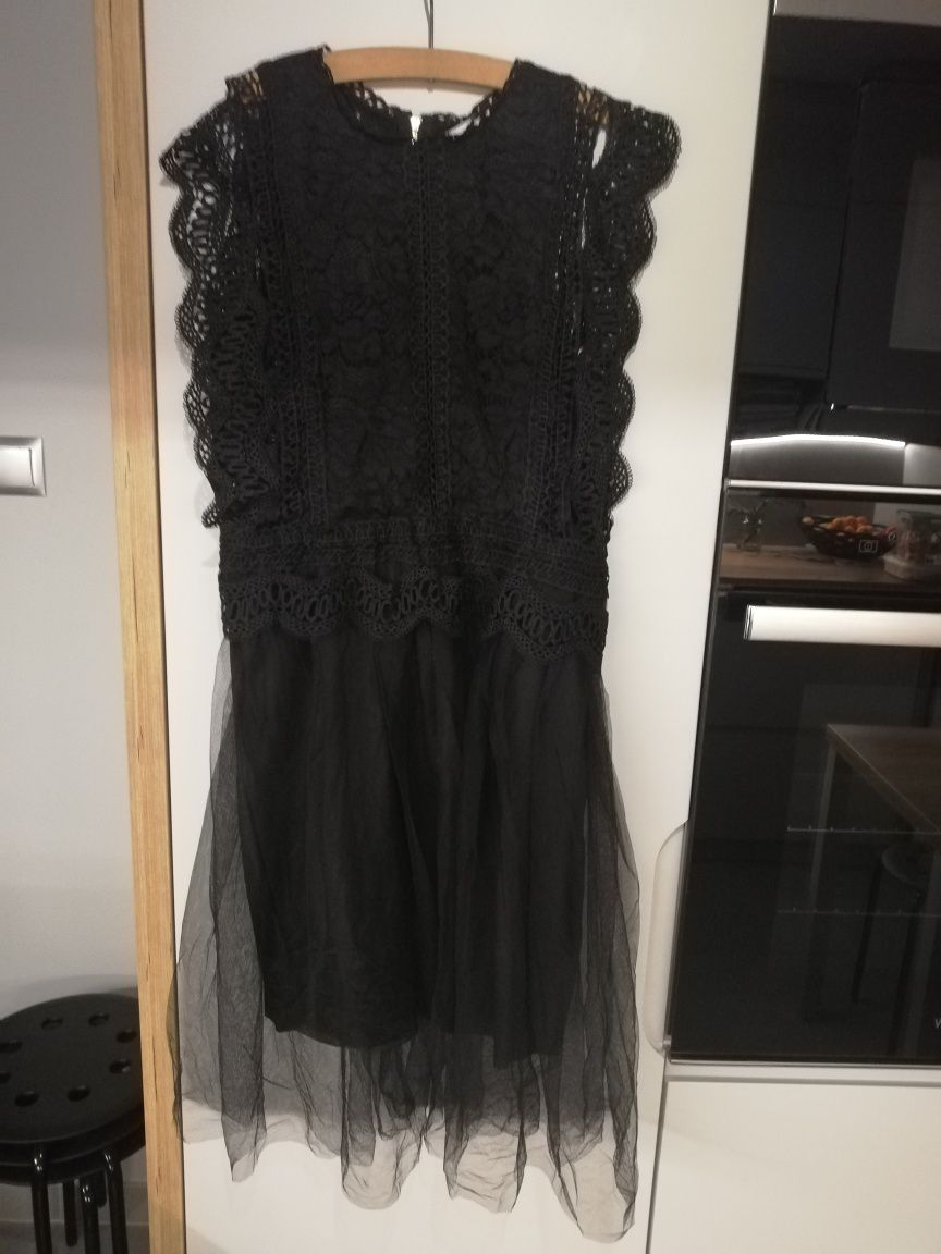 Sukienka koktajlowa czarna rozm. uniwersalny