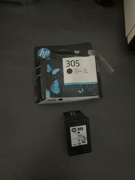 Spzredam nowy tusz CZARNY do drukarki  HP