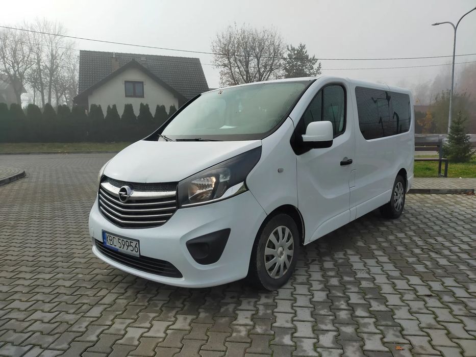 Opel Vivaro pierwszy właściciel, zakupiony salon Polska, regularnie serwisowany
