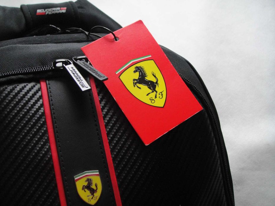 Plecaki Ferrari Scuderia USB