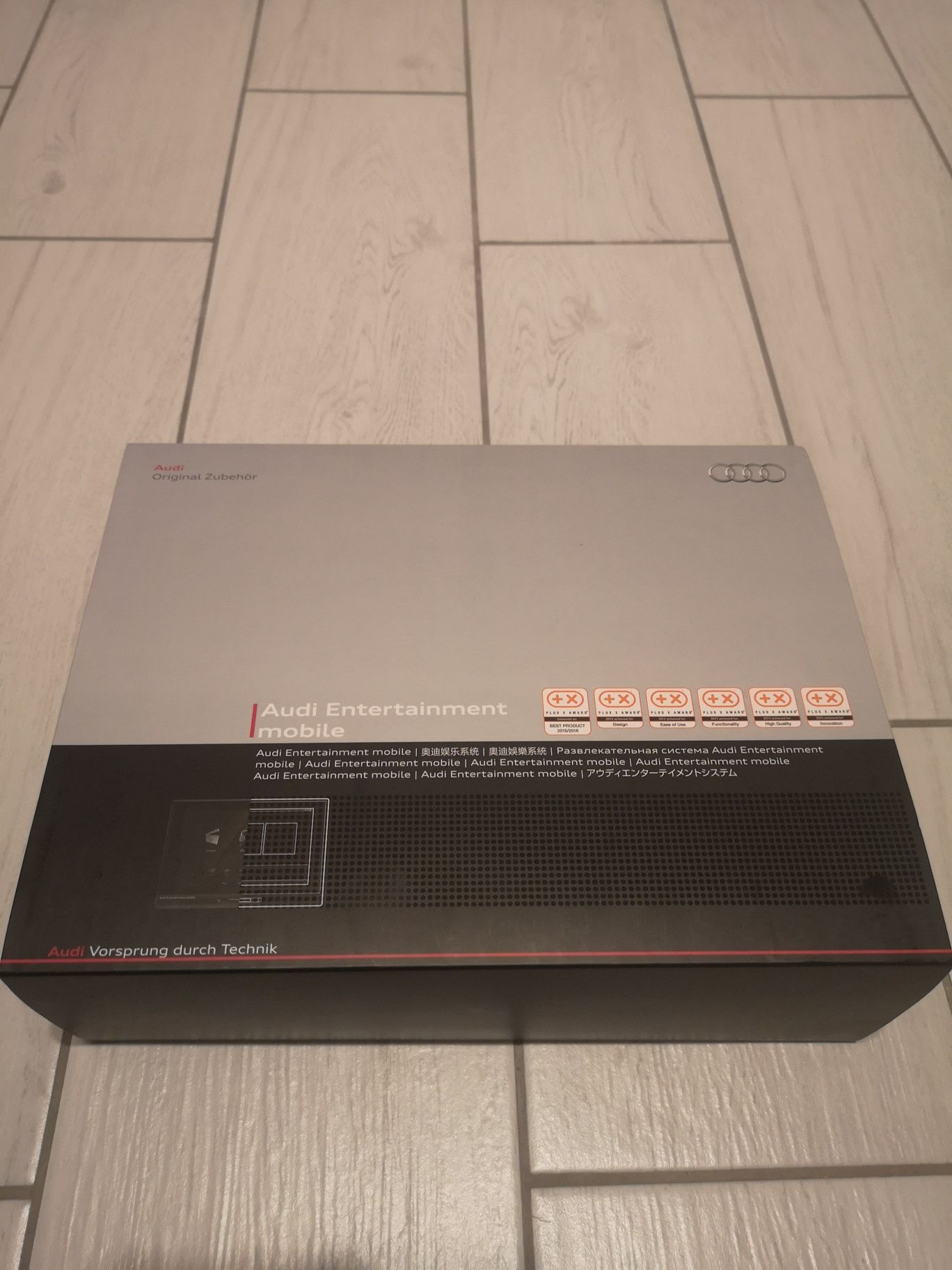 Monitor, tablet Audi mobile RSE 3
