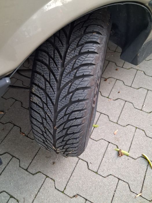 Sprzedam Poloneza Caro 1.4 Rover