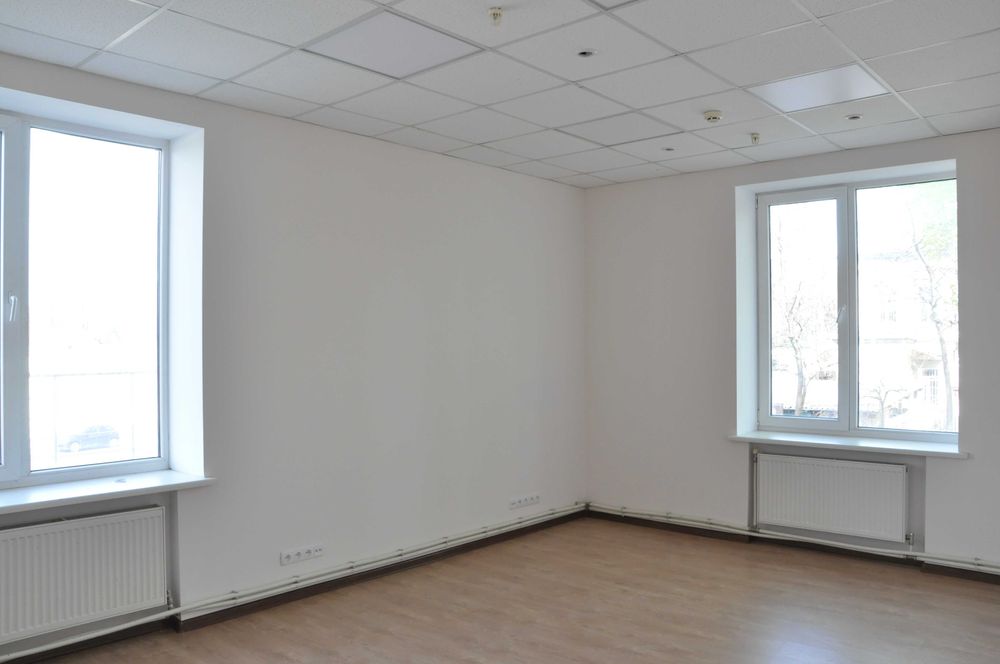 Сдам в аренду блок из  5-х  кабинетов 115 кв.м.в бизнес центре «Грейс»