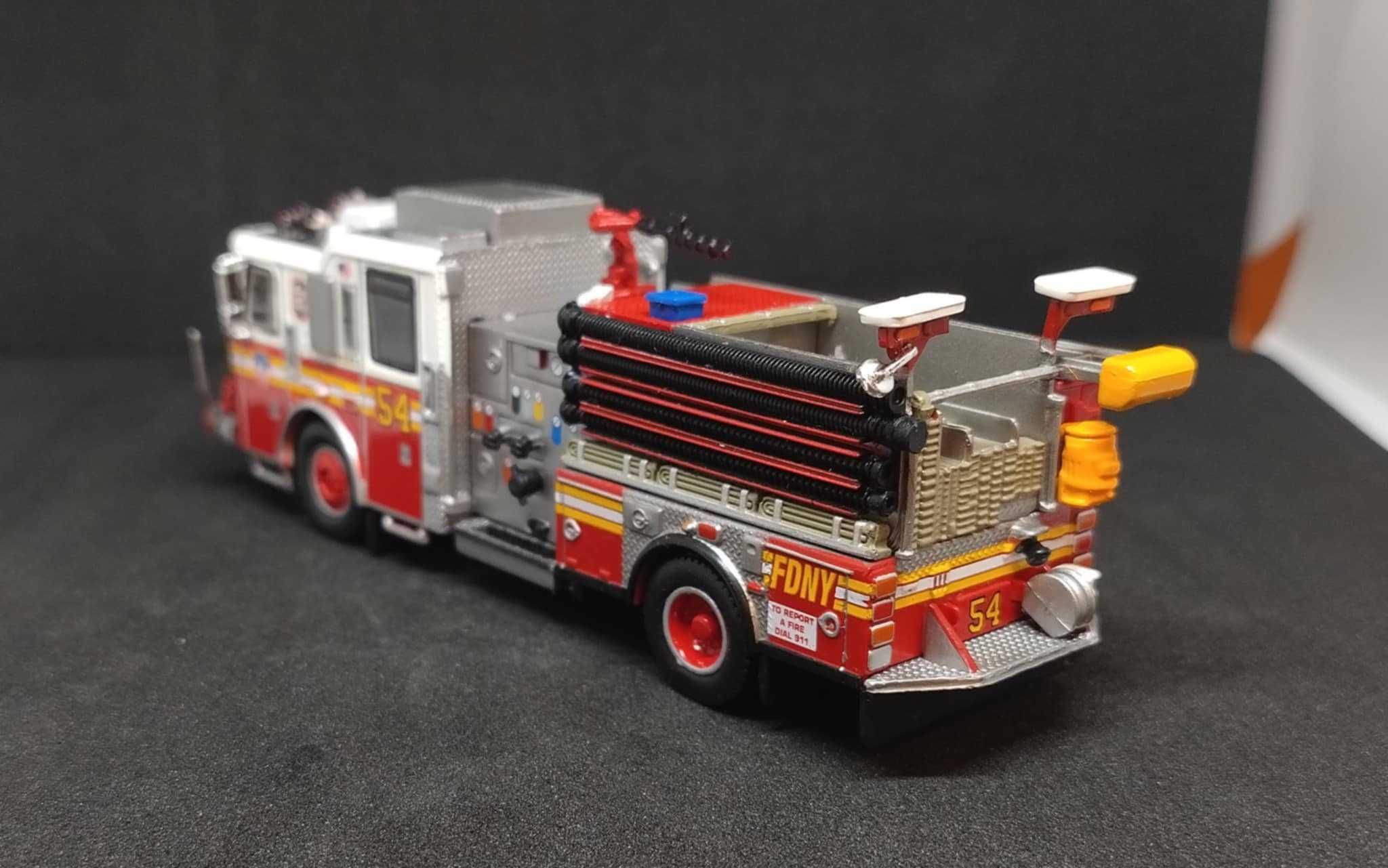 Para modeli PCX87 Straż pożarna Nowy Jork FDNY