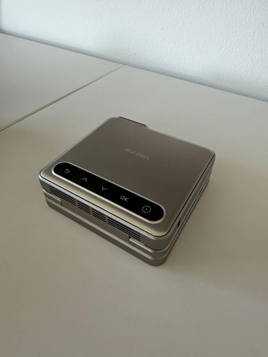 AURZEN projetor zip