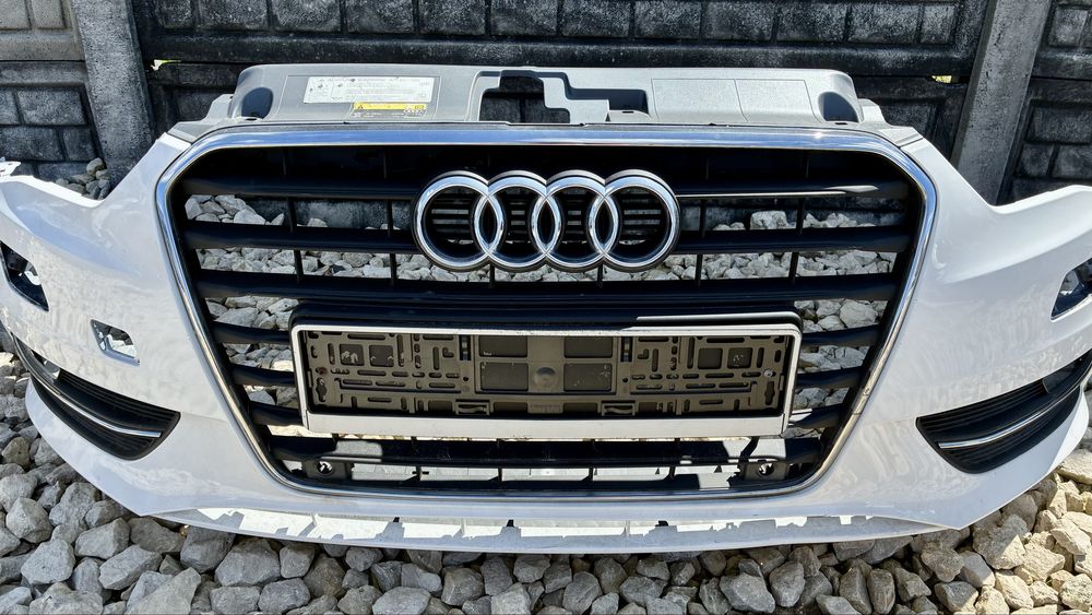 Zderzak przedni spryski + 4xPDC Audi A3 8V HB 13- oryginal