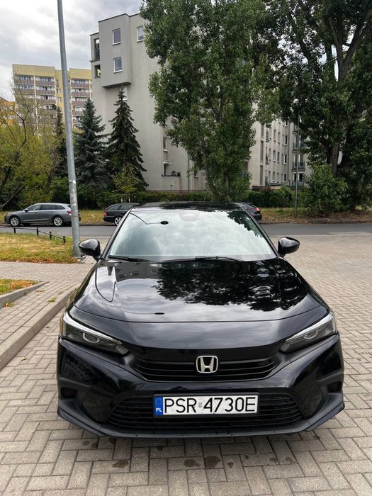 Sprzedam Hondę Civic 2021 model 2022 widealnym stanie