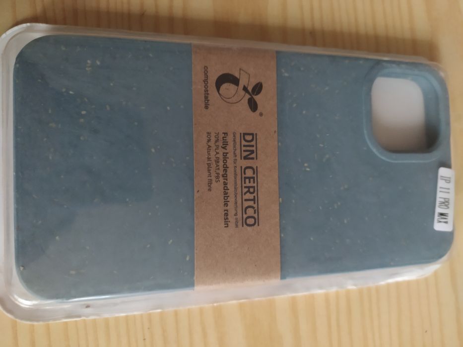 Etui iPhone 11 pro max sztywne