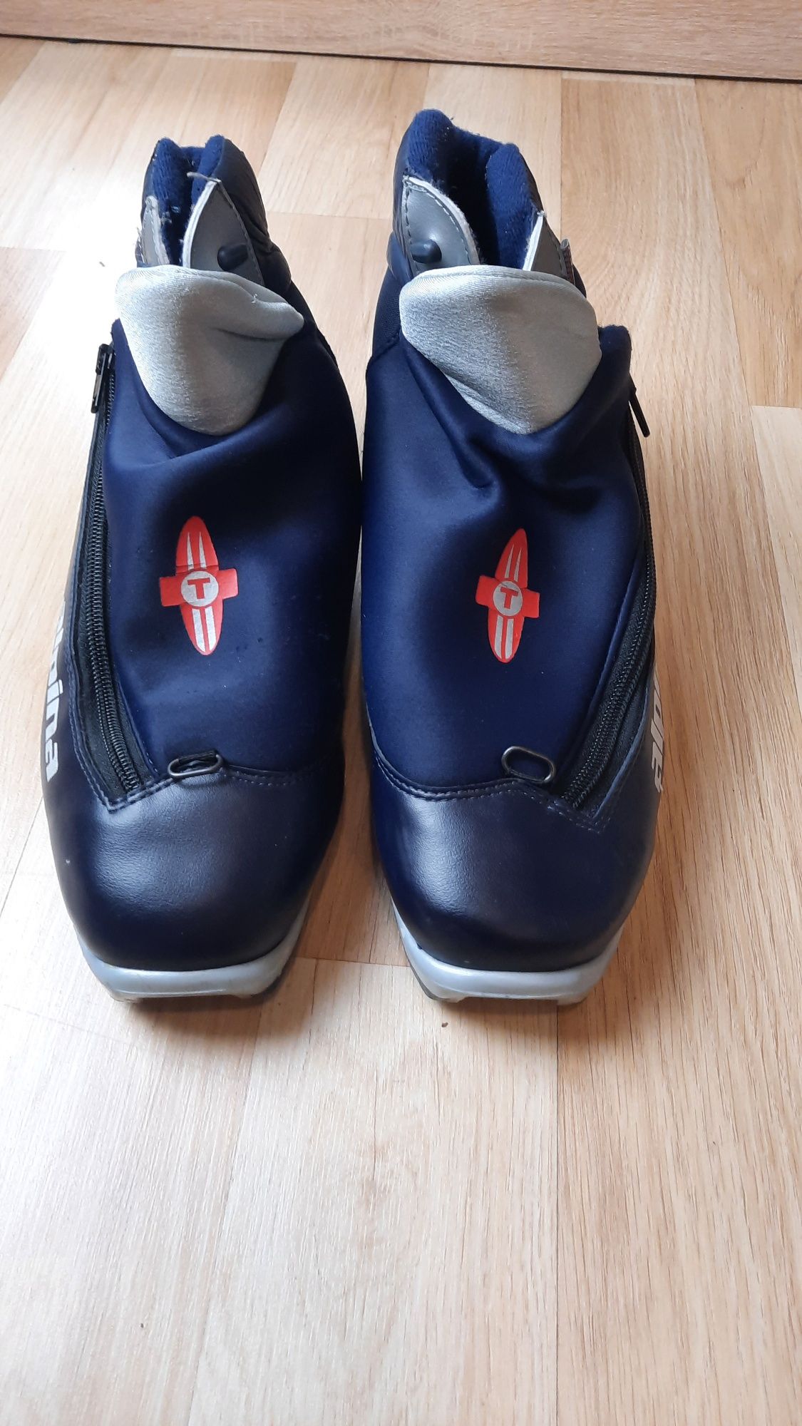 Buty do nart biegowych Alpina NNN r. 45