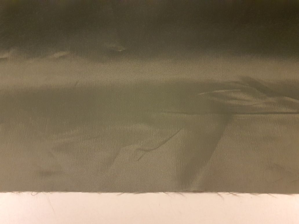 Podszewka wojskowa zieleń szer.154 cm.