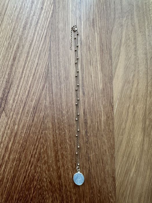 Colar dourado com ametista azul Inês Rochinha