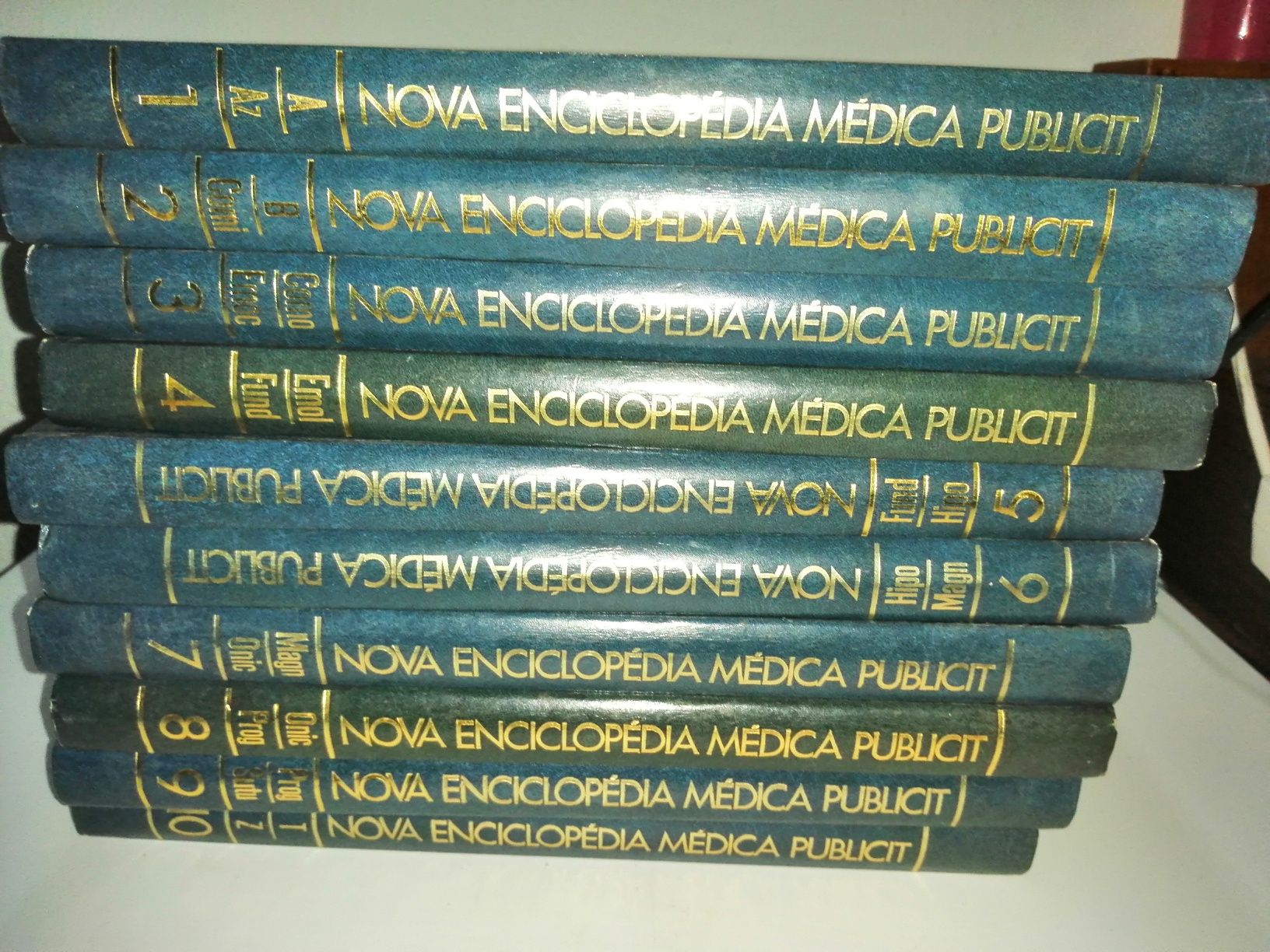 Nova Enciclopédia Médica Publicit - 10 Volumes