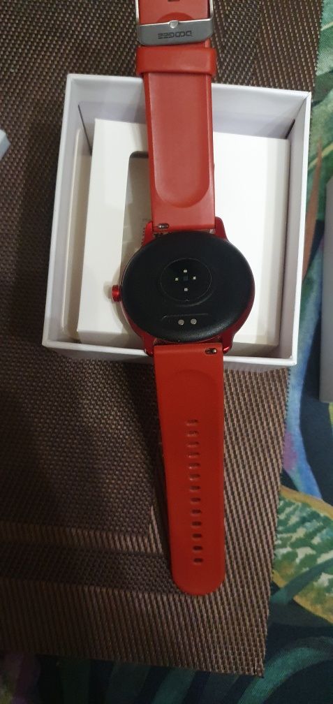 Zegarek Doogee  CR1