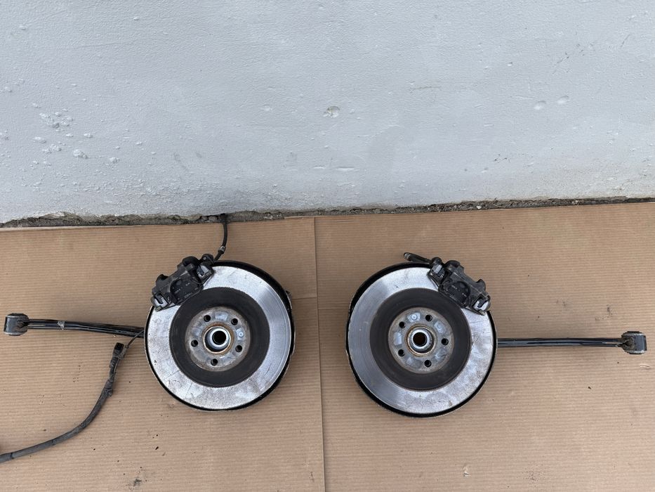 Volvo XC60 XC90 S90 V90 V60 S60 zwrotnica zacisk wahacz tył