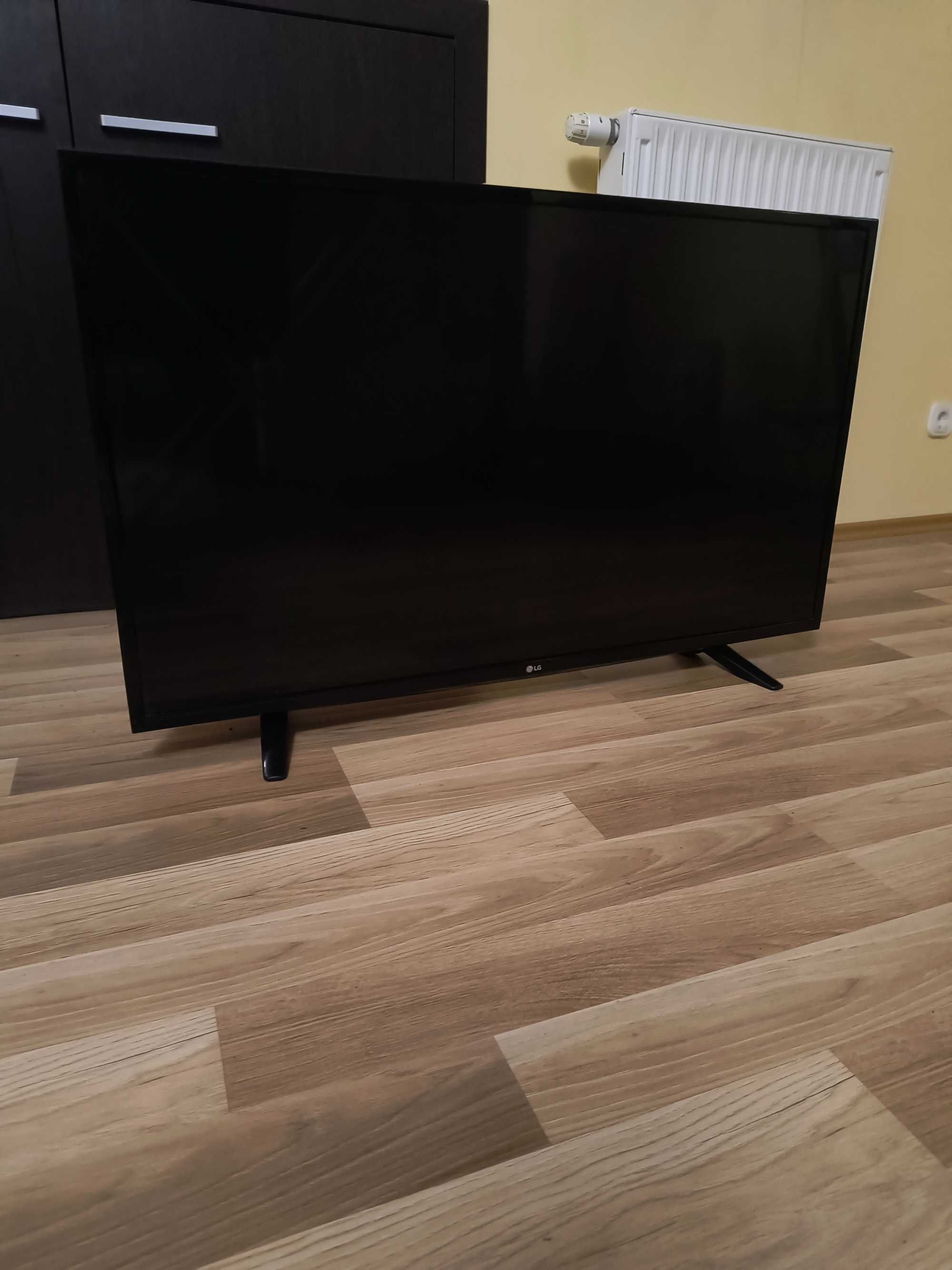 LG43LF510V sprzedam