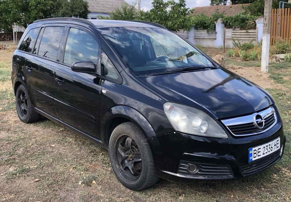Opel  Zafira 1.8 газ/ бензин