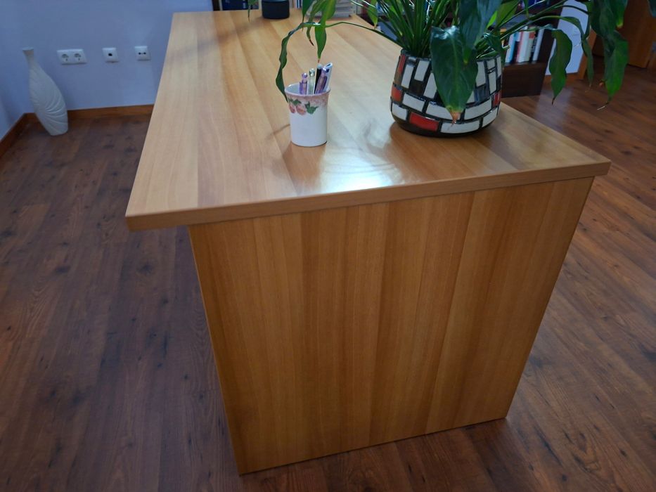 Secretária 180x80 cm