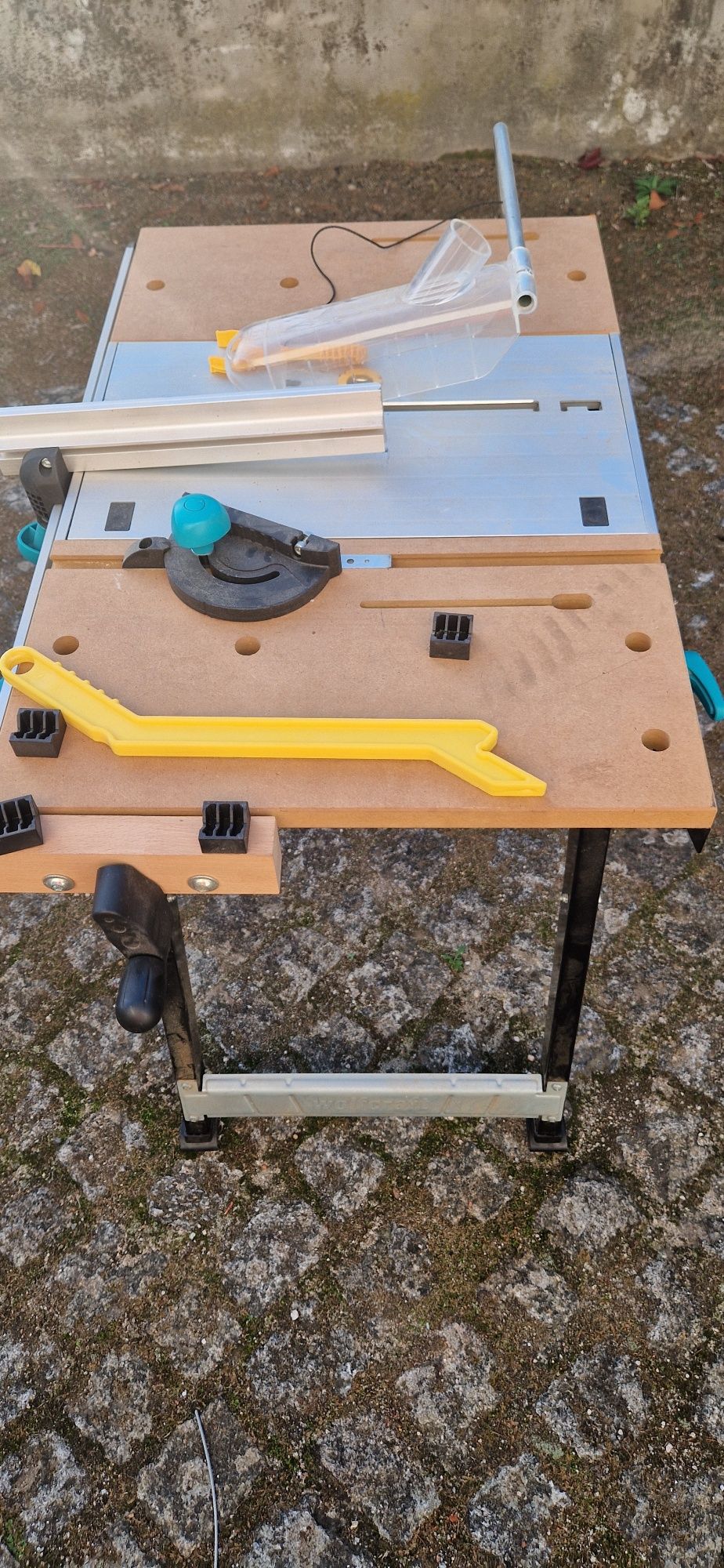 Bancada de trabalho desdobrável WOLFCRAFT MASTER CUT 1500