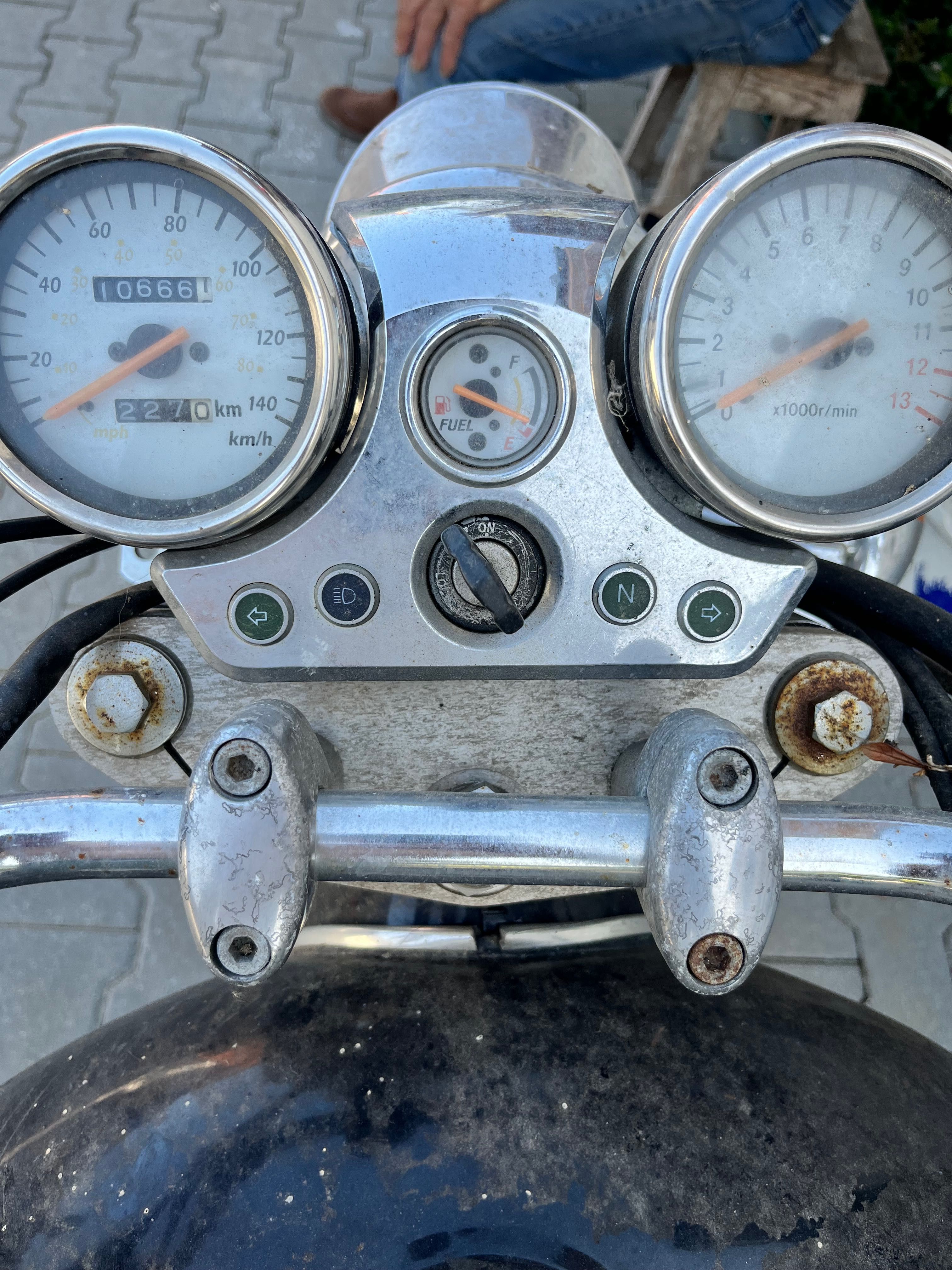 Hyosung 125 completa ou peças