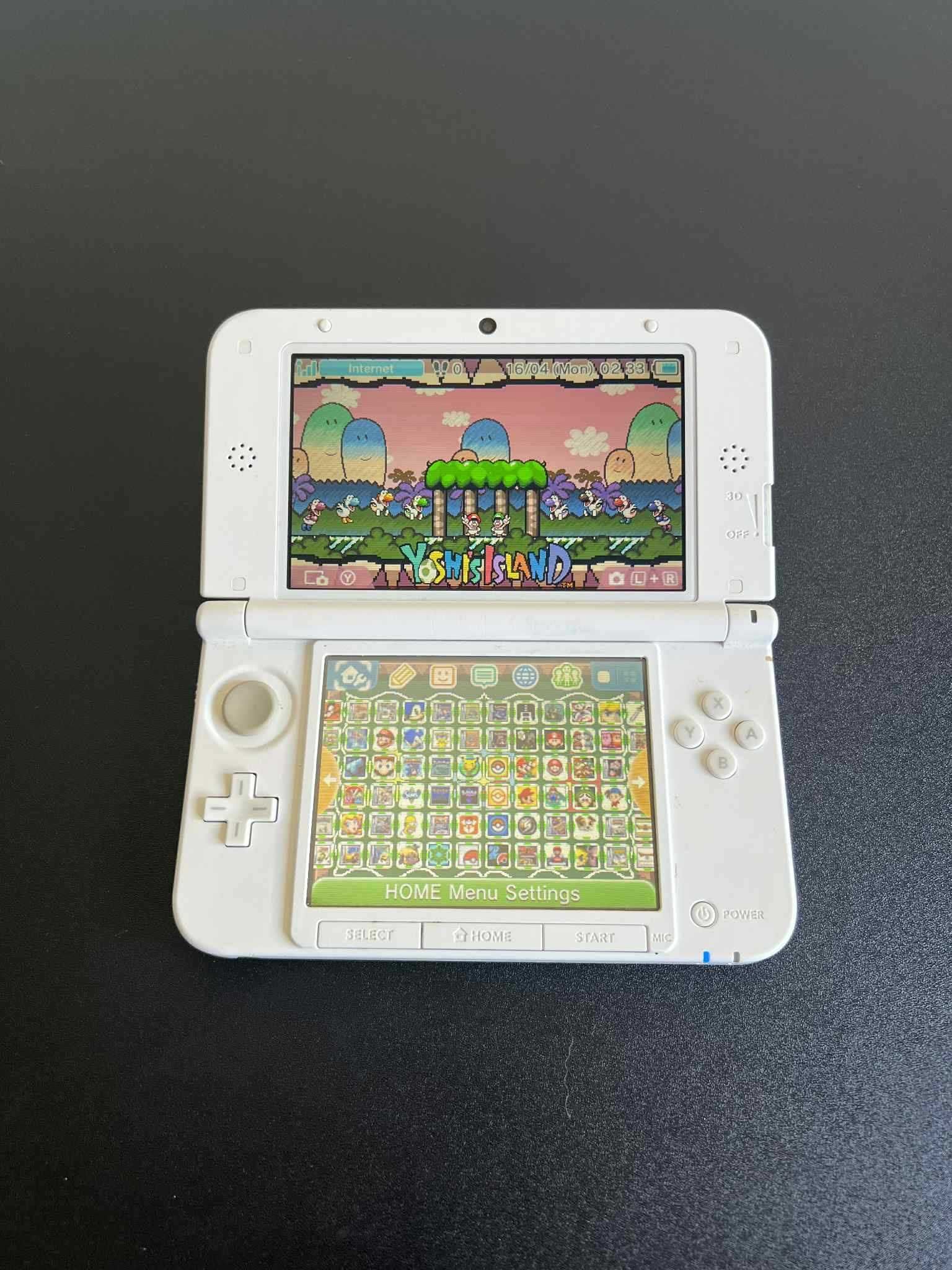 Nintendo 3DS XL Yoshi Edition com 100+ Jogos