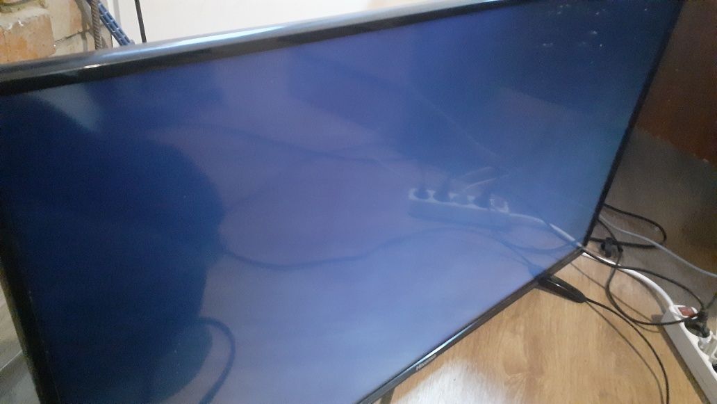 Плата , динамики Телевизора hisense 40n2176p на запчасти.. 39"