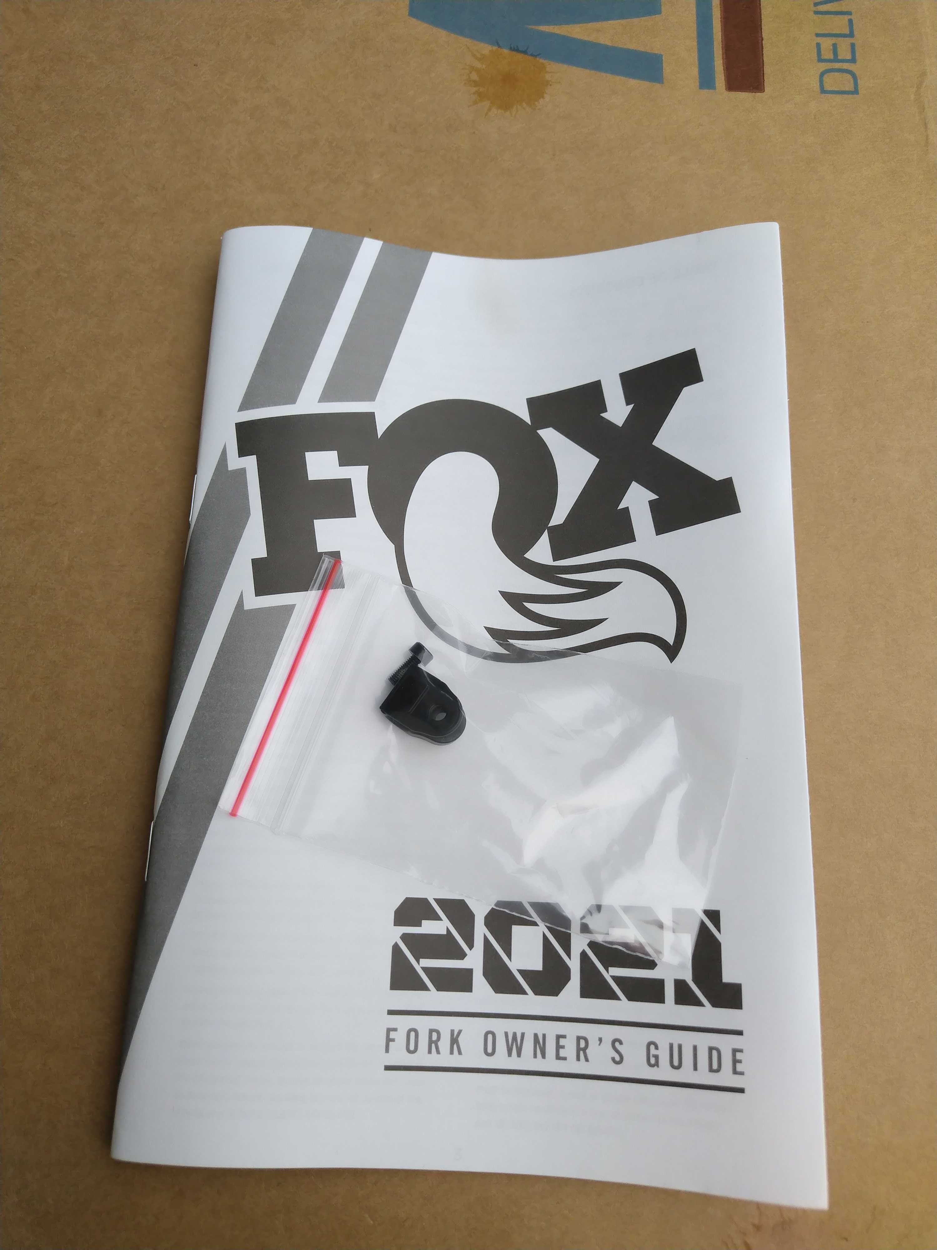 Fox Float Performance 32 Step Cast 2021 Grip 100mm