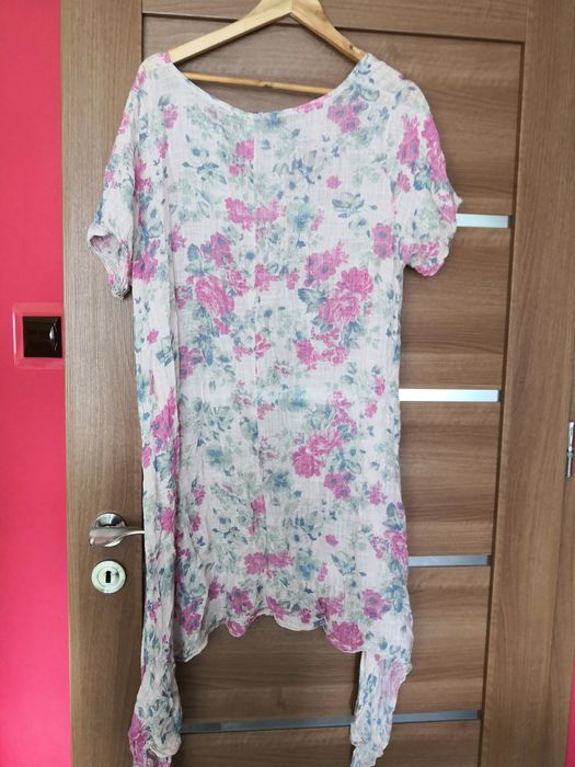 Sukienka włoska delikatna