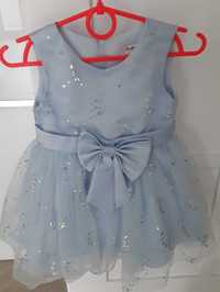 Нарядное  голубое  платье  на  девочку 1 -2 лет