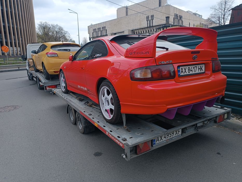 Услуги эвакуатора. Харьков Львов.