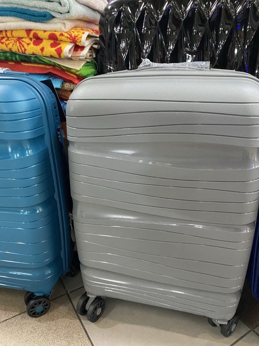 Malas de Viagem Fibra/Plastico