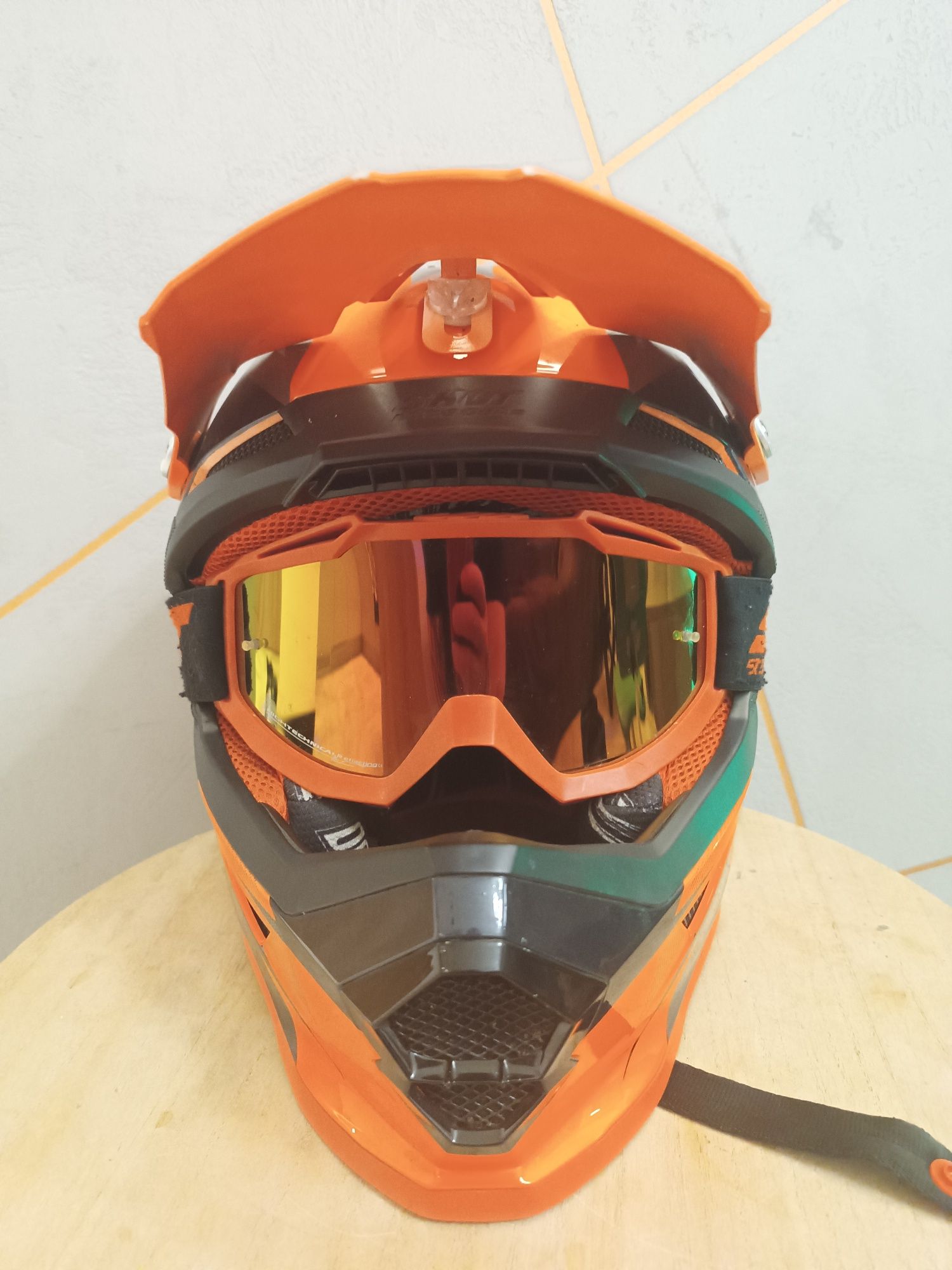 Kask Shot Furious plus gogle Shot Roz.M