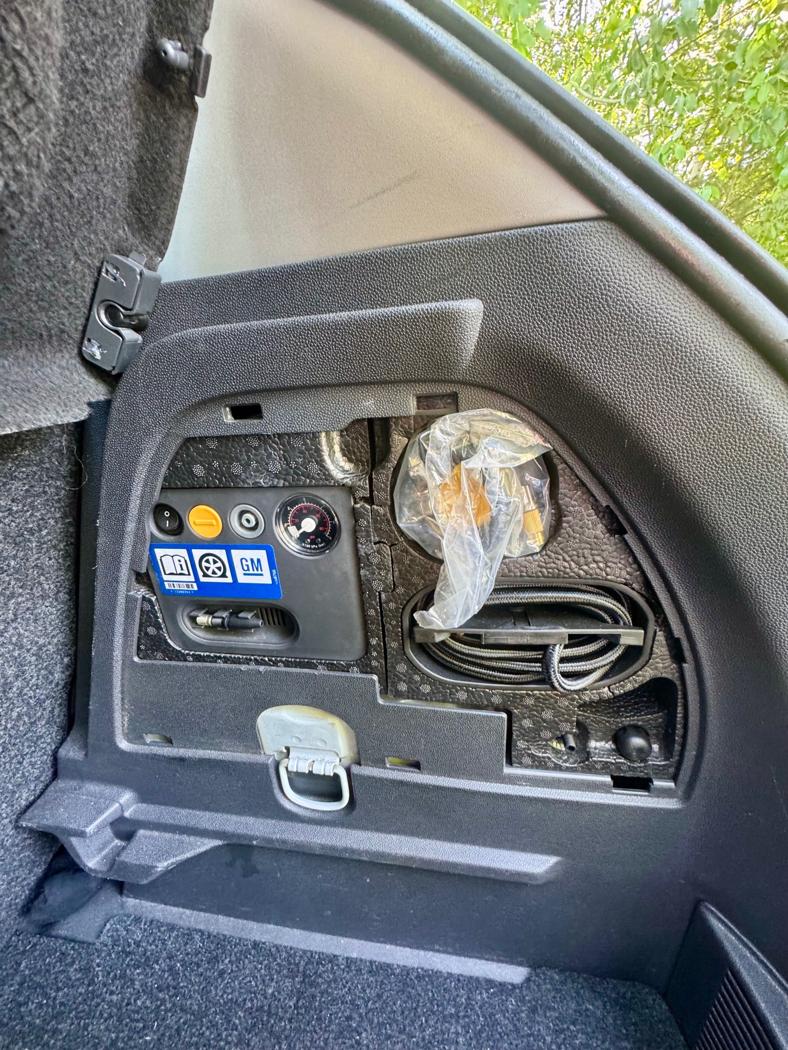 Opel Corsa D 1.2 benzyna 2013r.