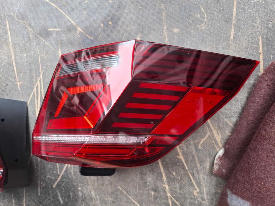 Tiguan II lift lampy L+P tył igła dobra cena