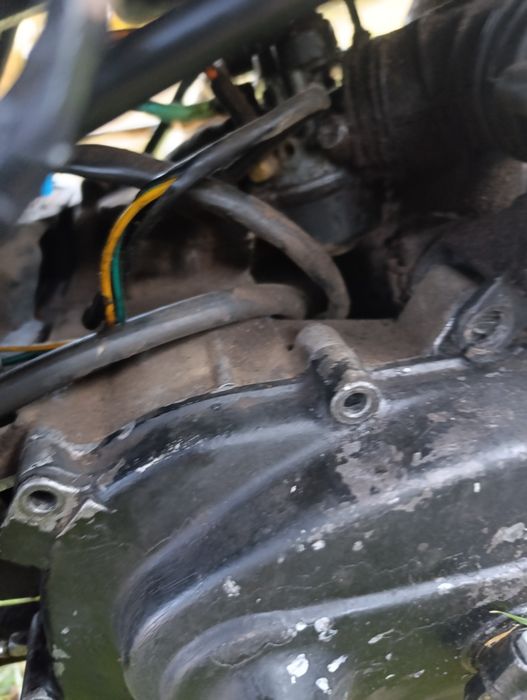 Скутер піаджо  80 кубів