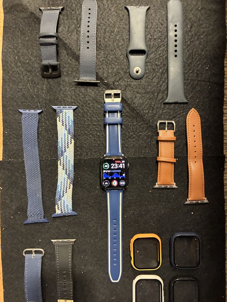 Apple Watch Series 8 / Com Garantia / 45mm - Midnight