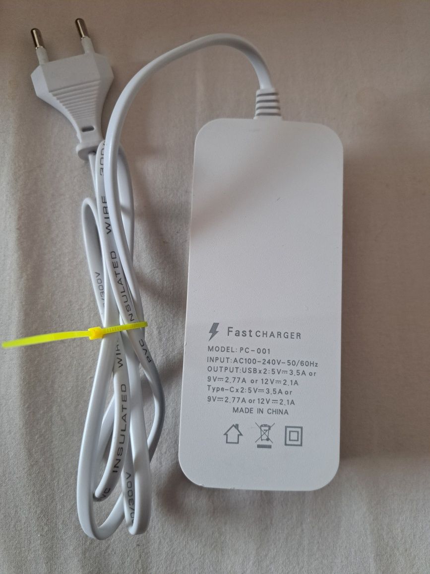 Ładowarka USB i USB C