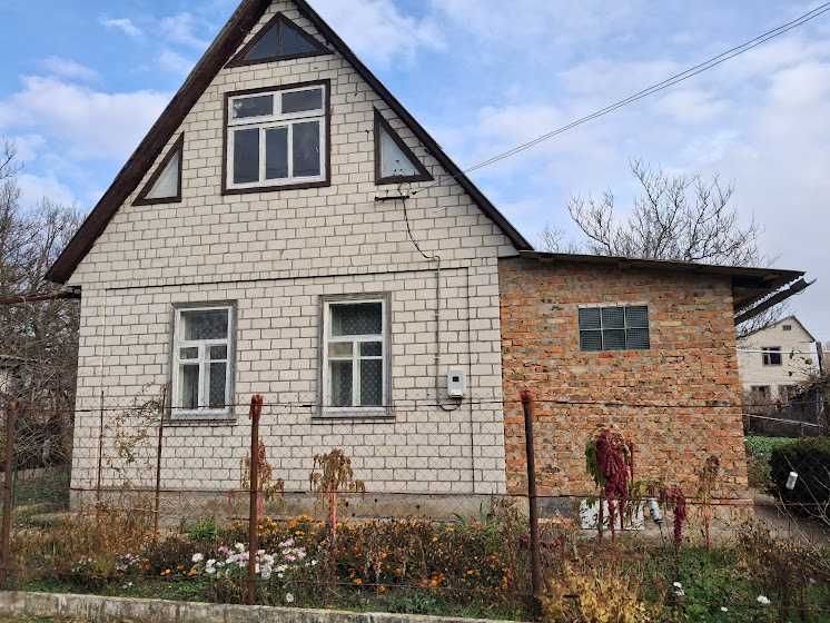 Продаж дачного будинку в садовому товаристві  "Діброва"