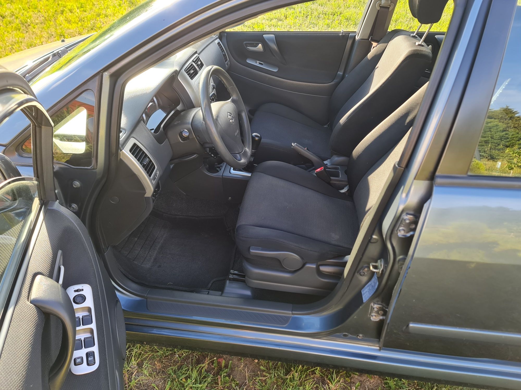 Suzuki Liana 1.6 benzyna 4x4