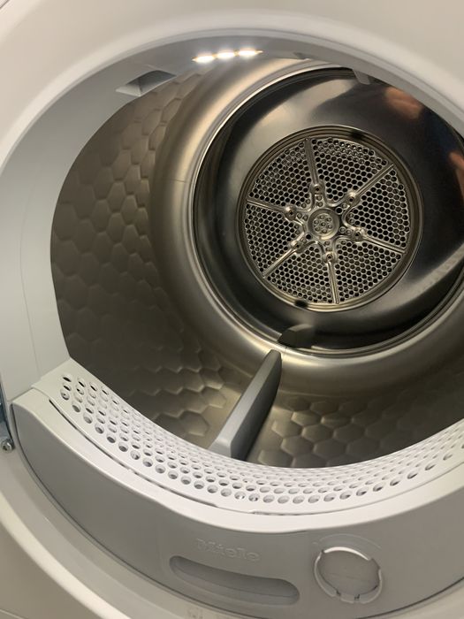 Сушильна Машина Miele TWC660wp