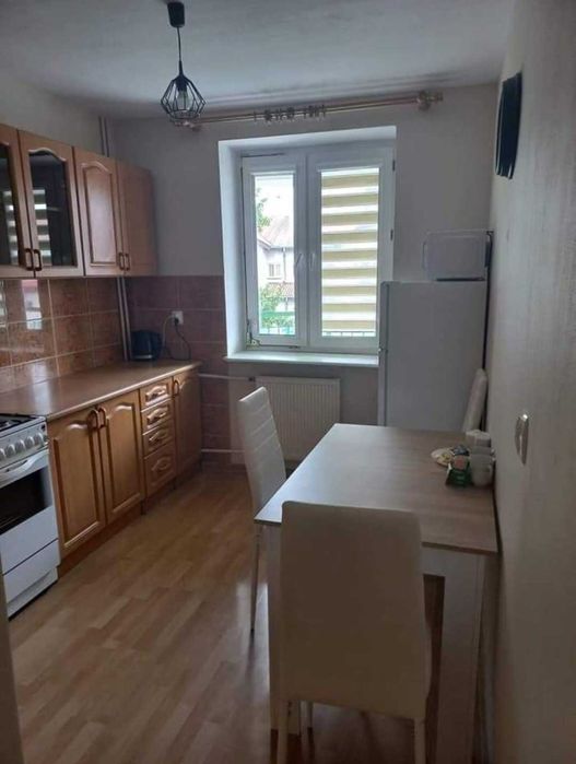 Wynajmę mieszkanie - dużą KAWALERKĘ