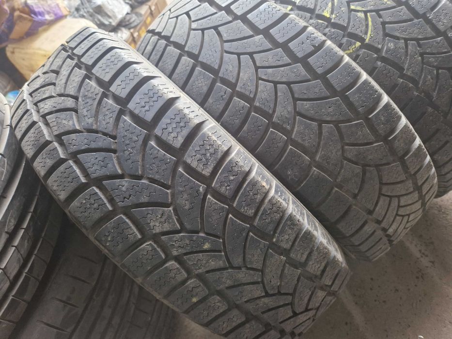 шини зима 215 65 R16C Vredestein Comtrac Winter