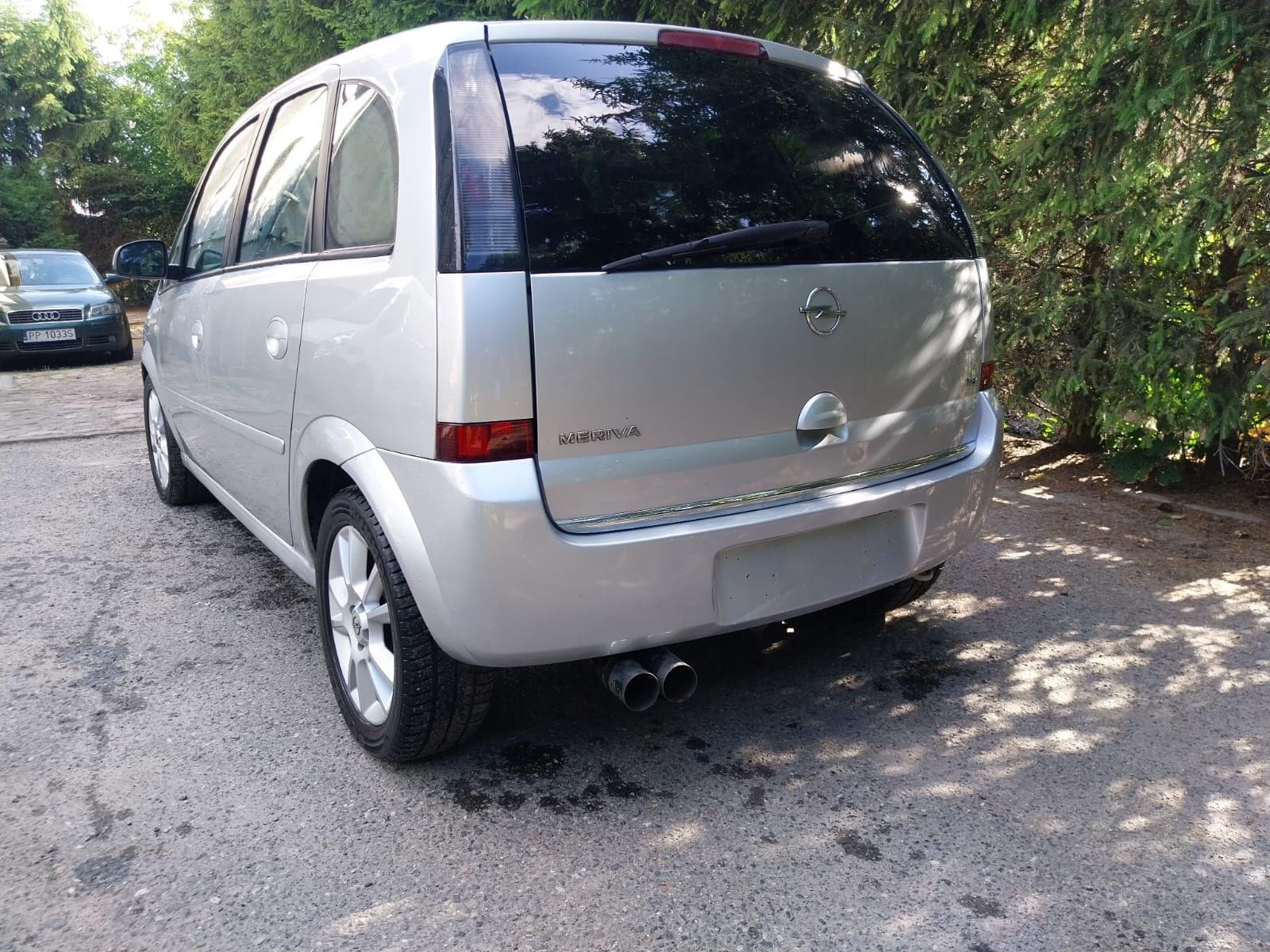 Opel Meriva 1.6 Automat klimatyzacja alufelgi, mały przebieg