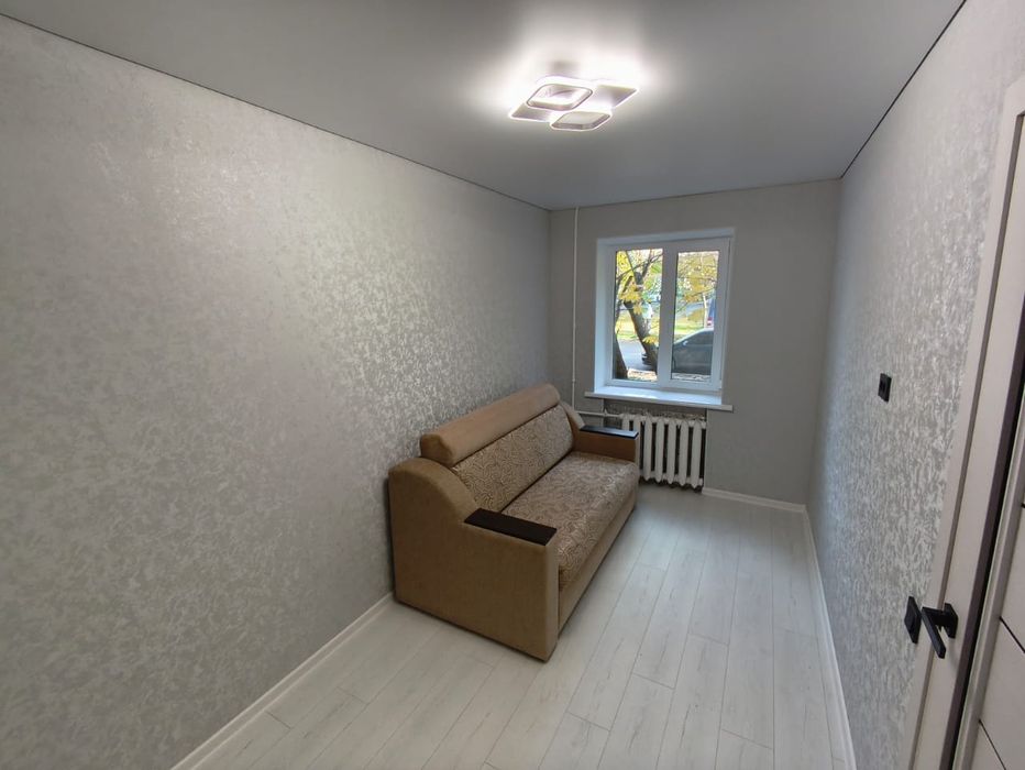 Продаю отличную 2х комнатную квартиру в Центре.