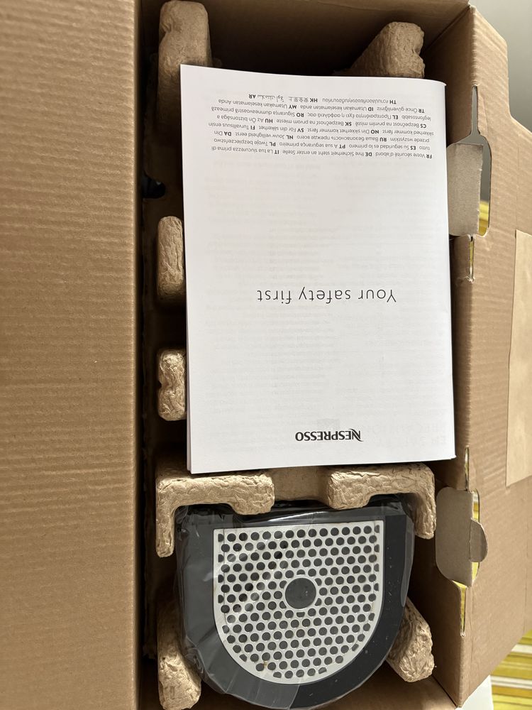 Maquina de cafe nespresso citiz vermelha