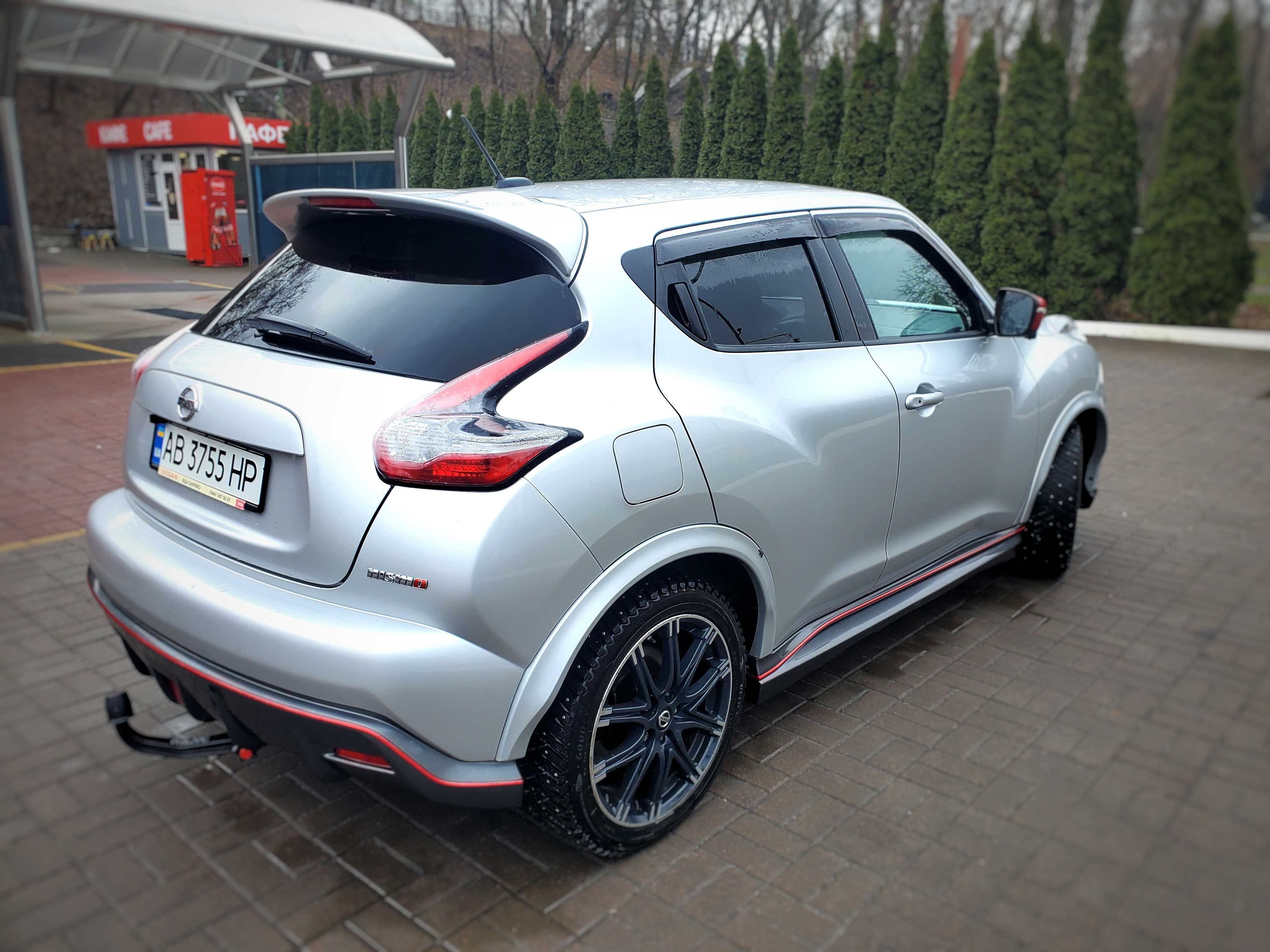 Nissan Juke Nismo 1.6 4WD (F15), 200 л.с. 2015 року