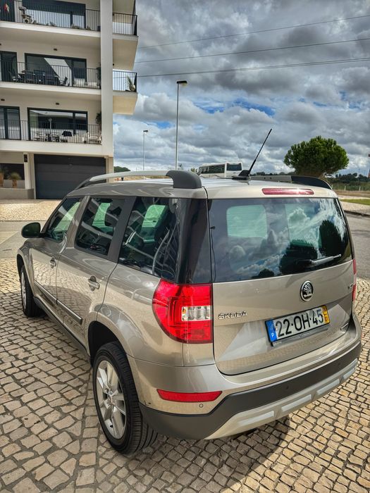 Skoda Yeti 1.6TDI Elegance Outdoor apenas 150.000km