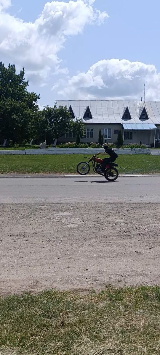Продам  МІНСК  125